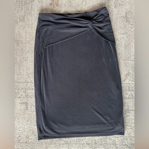 Splendid Stretch Knee Length Skirt